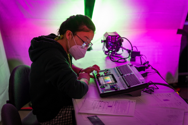 USITT Attendee Explores Lighting Design